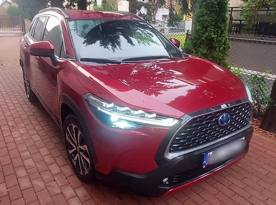..:Toyota Corolla Cross 2.0 Hybid + kpl. Opon Michelin zima