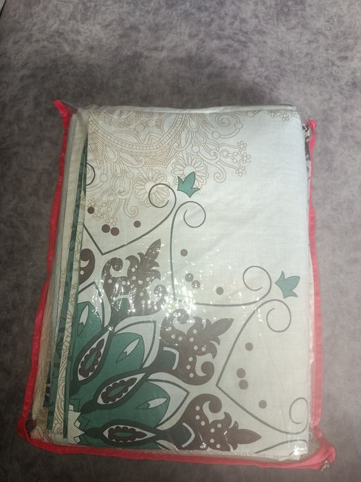 Комплект постільної білизни.