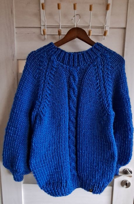 Gruby sweter że 100% wełny peruwianskiej. Handmade.
