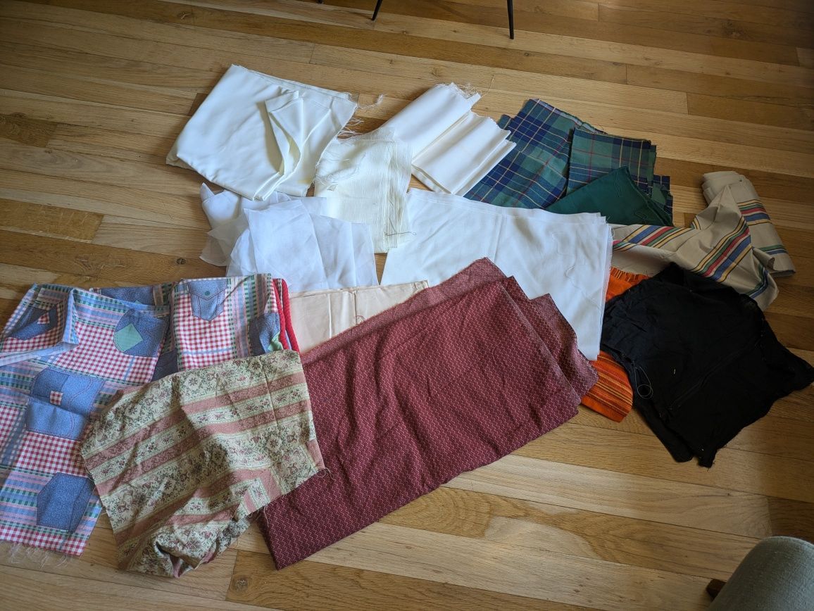 Conjunto de retalhos de tecidos