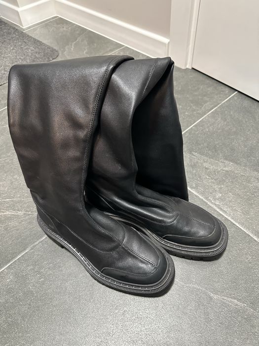 Жіночі ботфорди Estro