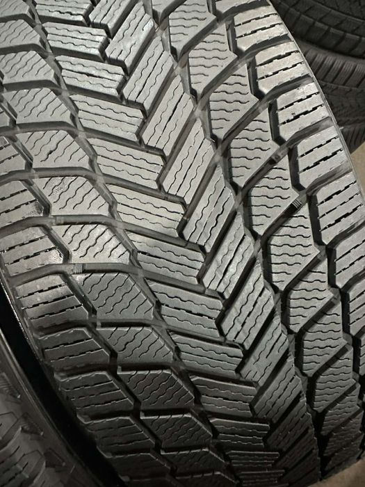 285/60/18 R18 Michelin X-Ice Snow 4шт зима