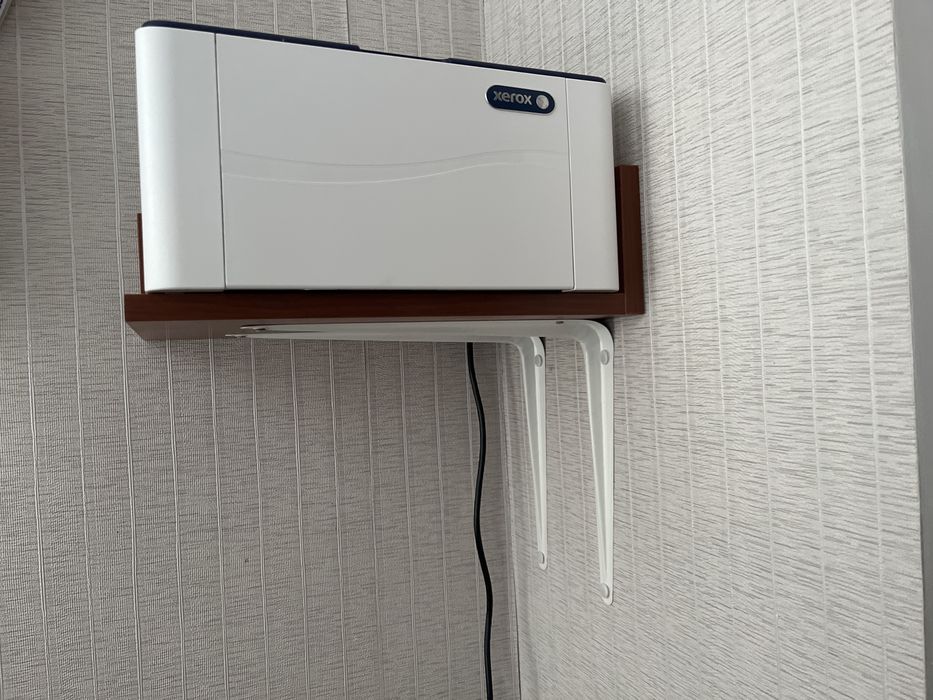 Полочка для книг, прінтера …