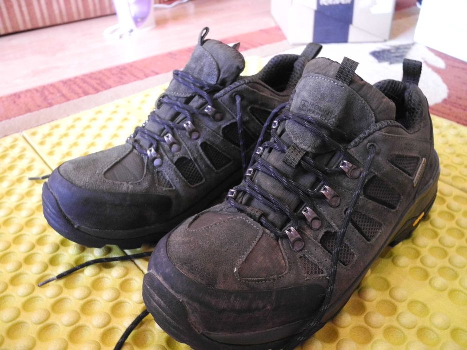 Mountain Warehouse Vertex Mens Wide-Fit Extreme Vibram Shoes 43