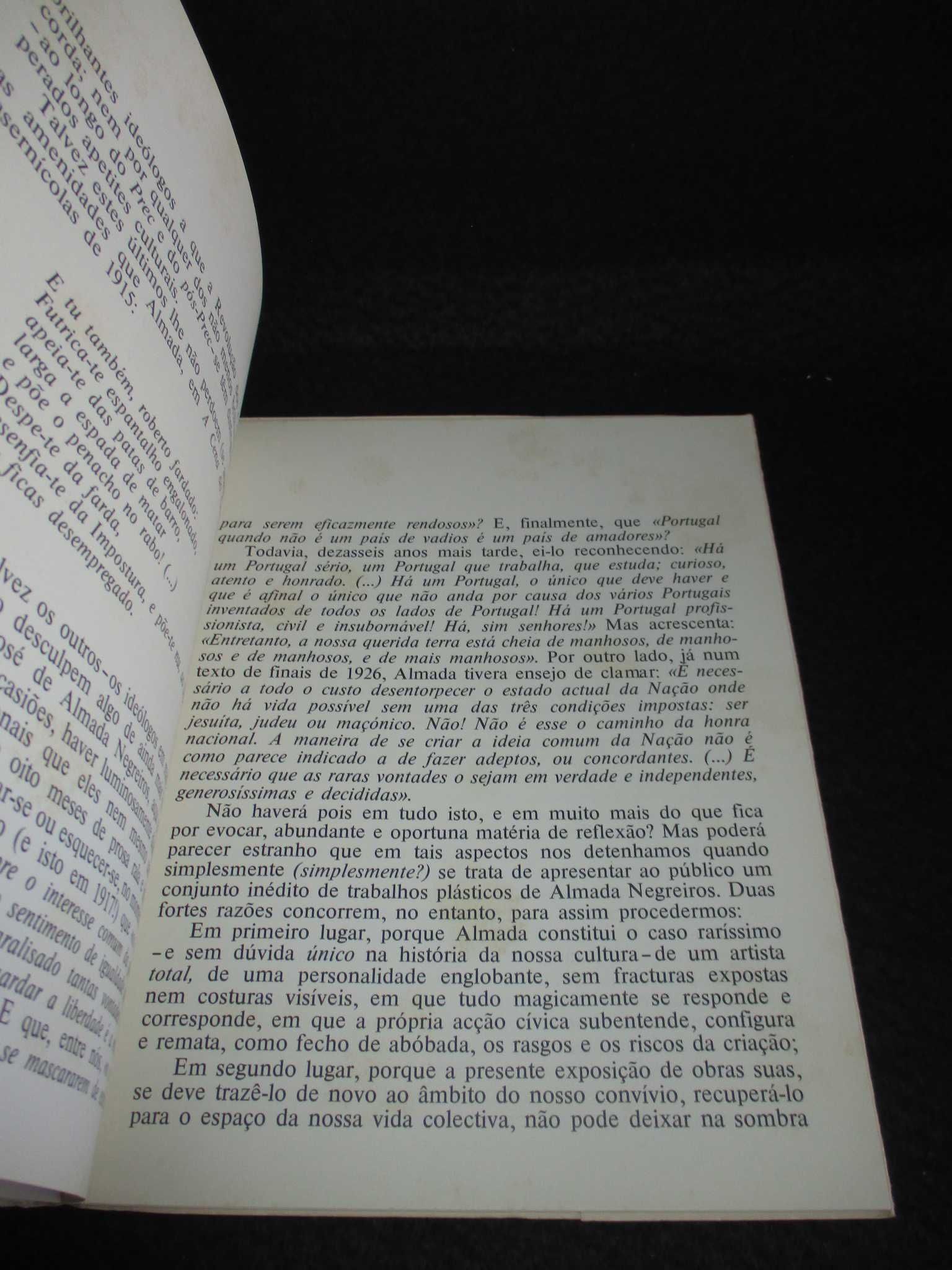Livro Desenhos de Almada A Alegria da Totalidade David Mourão-Ferreira