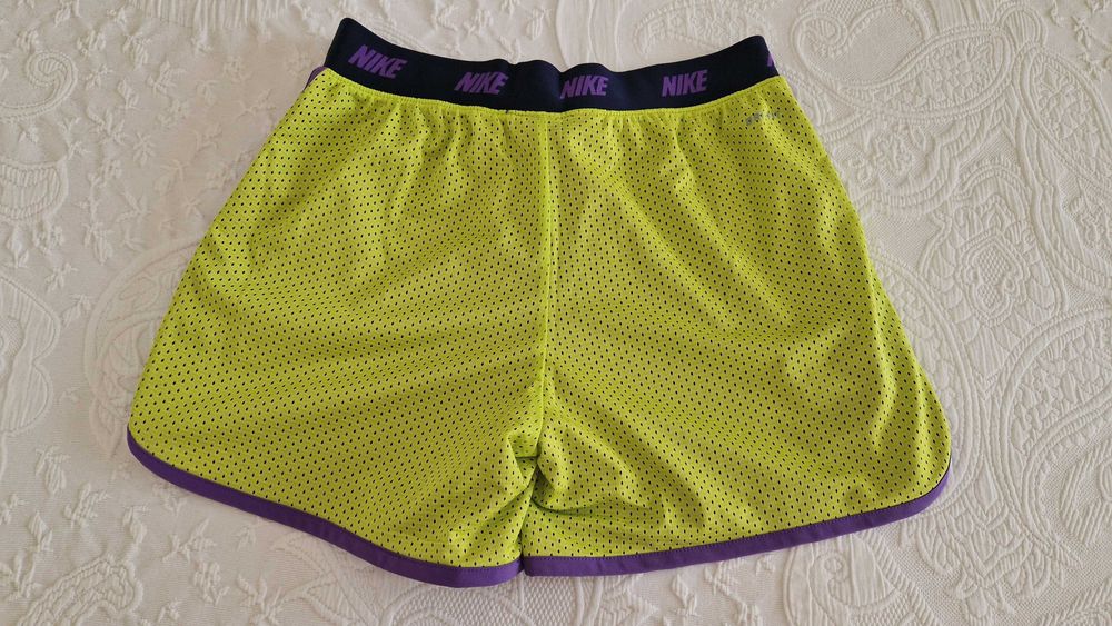 Calções Nike, Dri-Fit, tamanho L