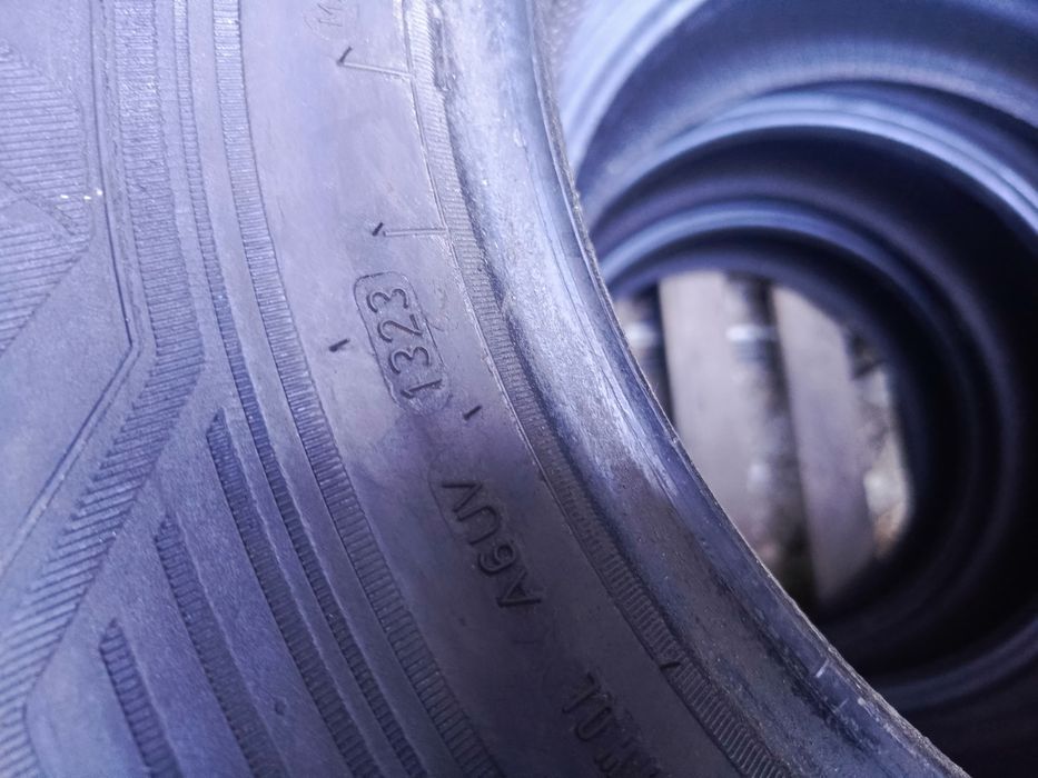 Sprzedam bardzo ładne opony Goodyear 215/65 r16C