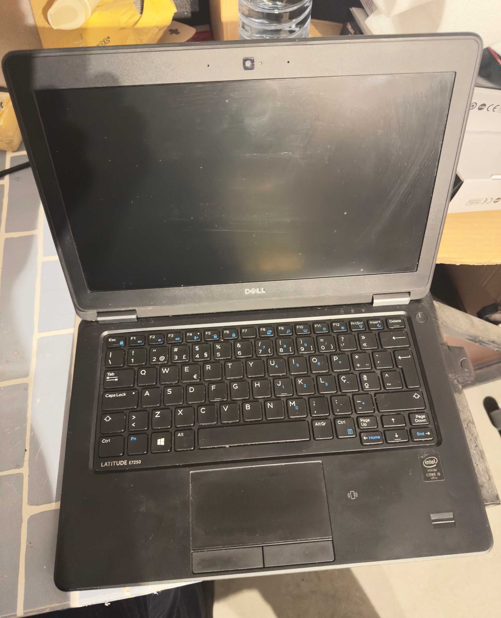 Dell Latitude E7250 c/Avaria - Nao Liga