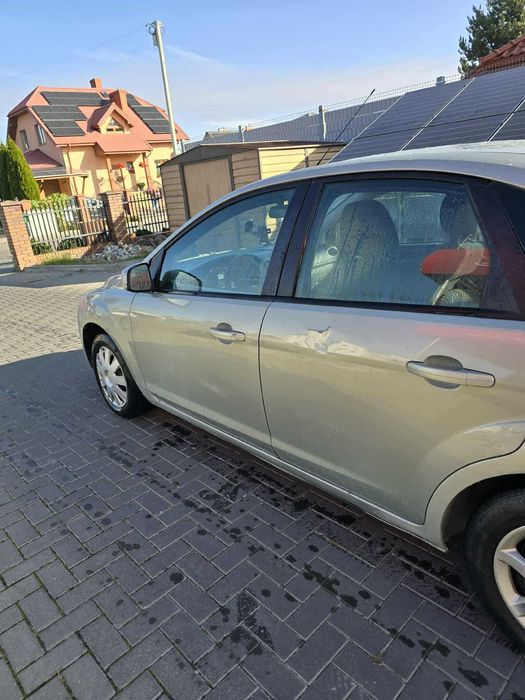 Sprzedam Ford Focus 1.6 gaz
