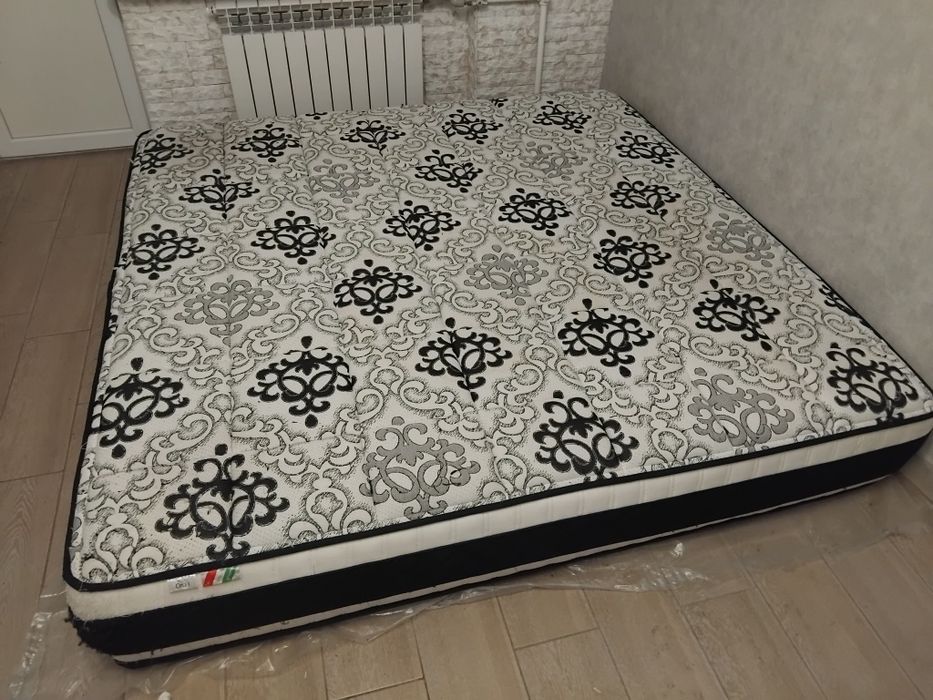 Матрас, 2 на 2 метра нестандартный размер.