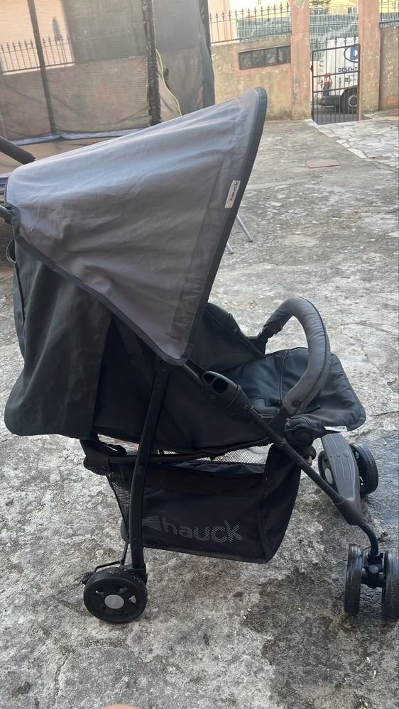Carrinho de bebe passeio