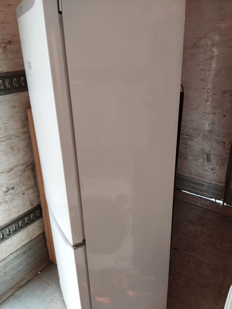 Frigorífico Hotpoint