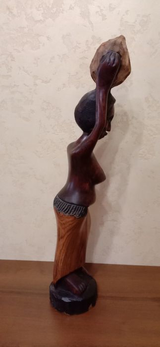 Статуэтки .Африка. .Дерево.