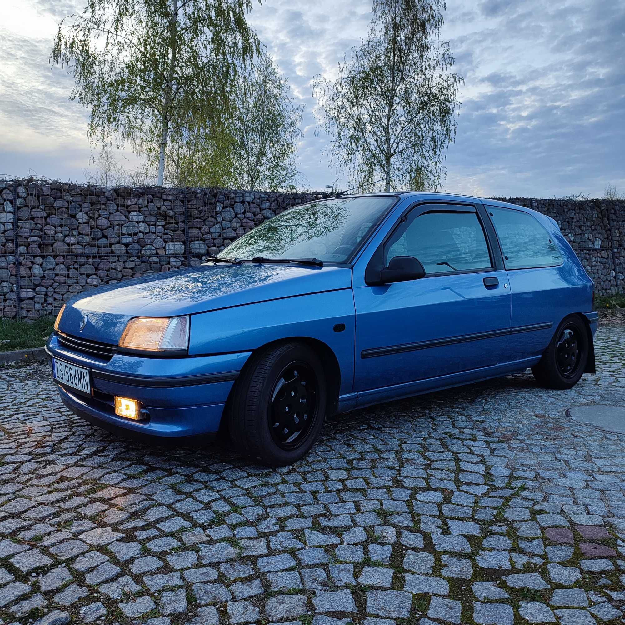 Renault Clio RT 1.8 8v ph1