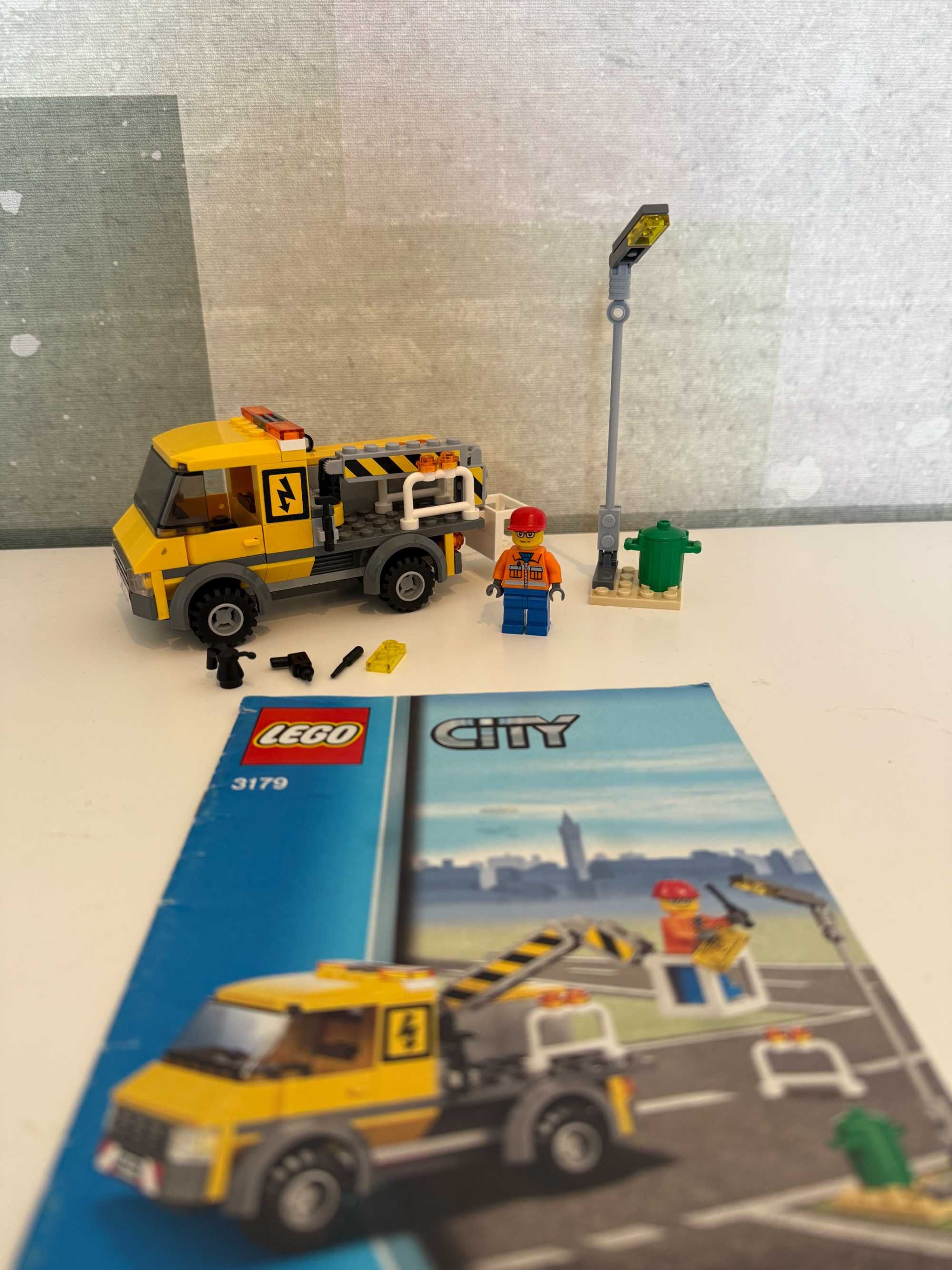 Lego 3179 - Pojazd Elektryka