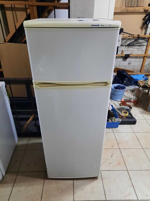 Холодильник Snaige