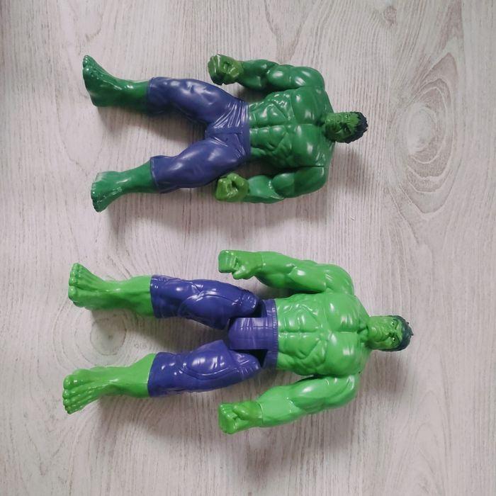 Figurki Hulk x 2