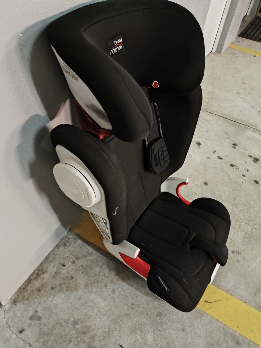 Cadeira Auto KidFix XP SICT Isofix 2/3 Cosmos Black