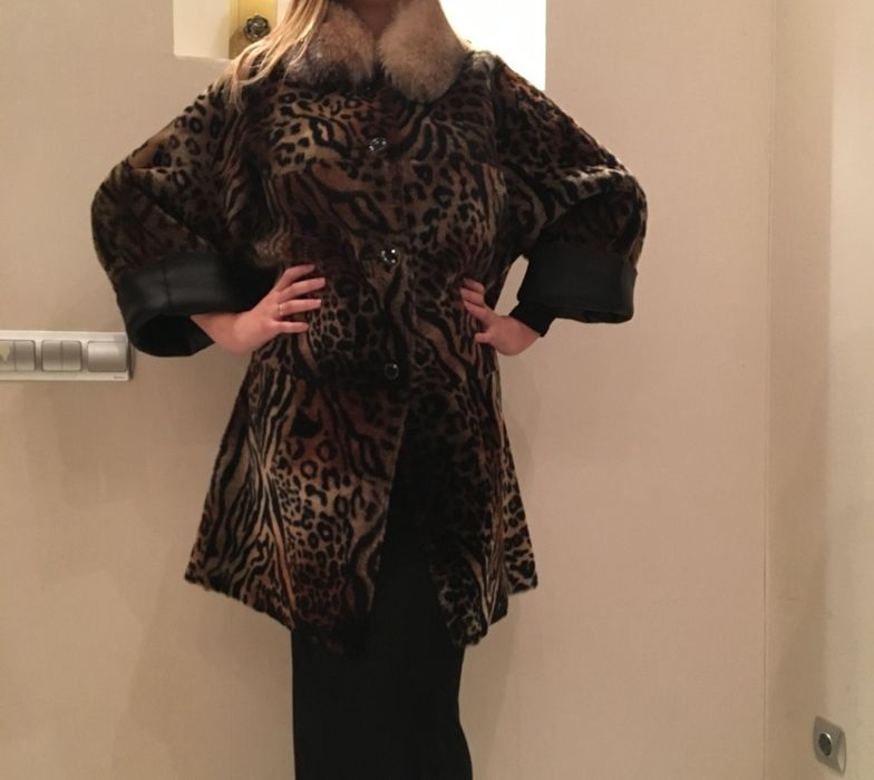 Дубленка женская двусторонняя 54 размер