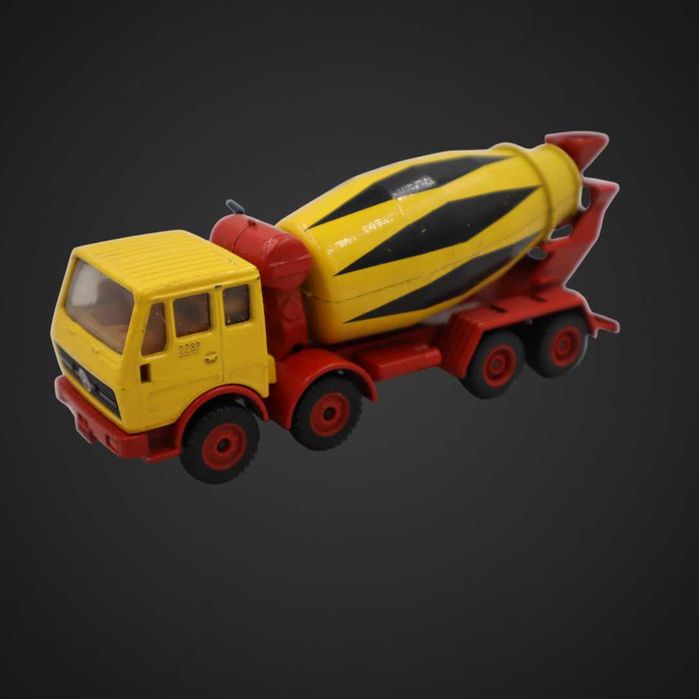 SIKU 2922 'MERCEDES 2232  Betoniarka B51/041267