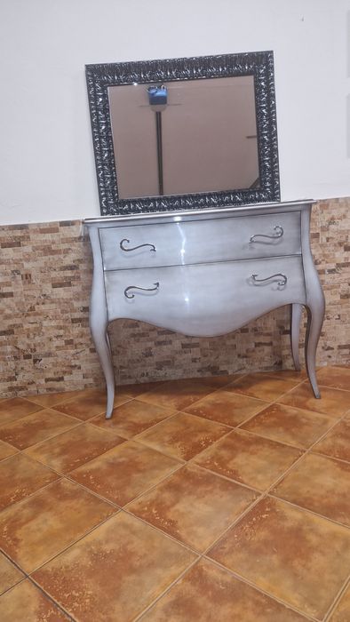 Comoda Decorativa + Moldura