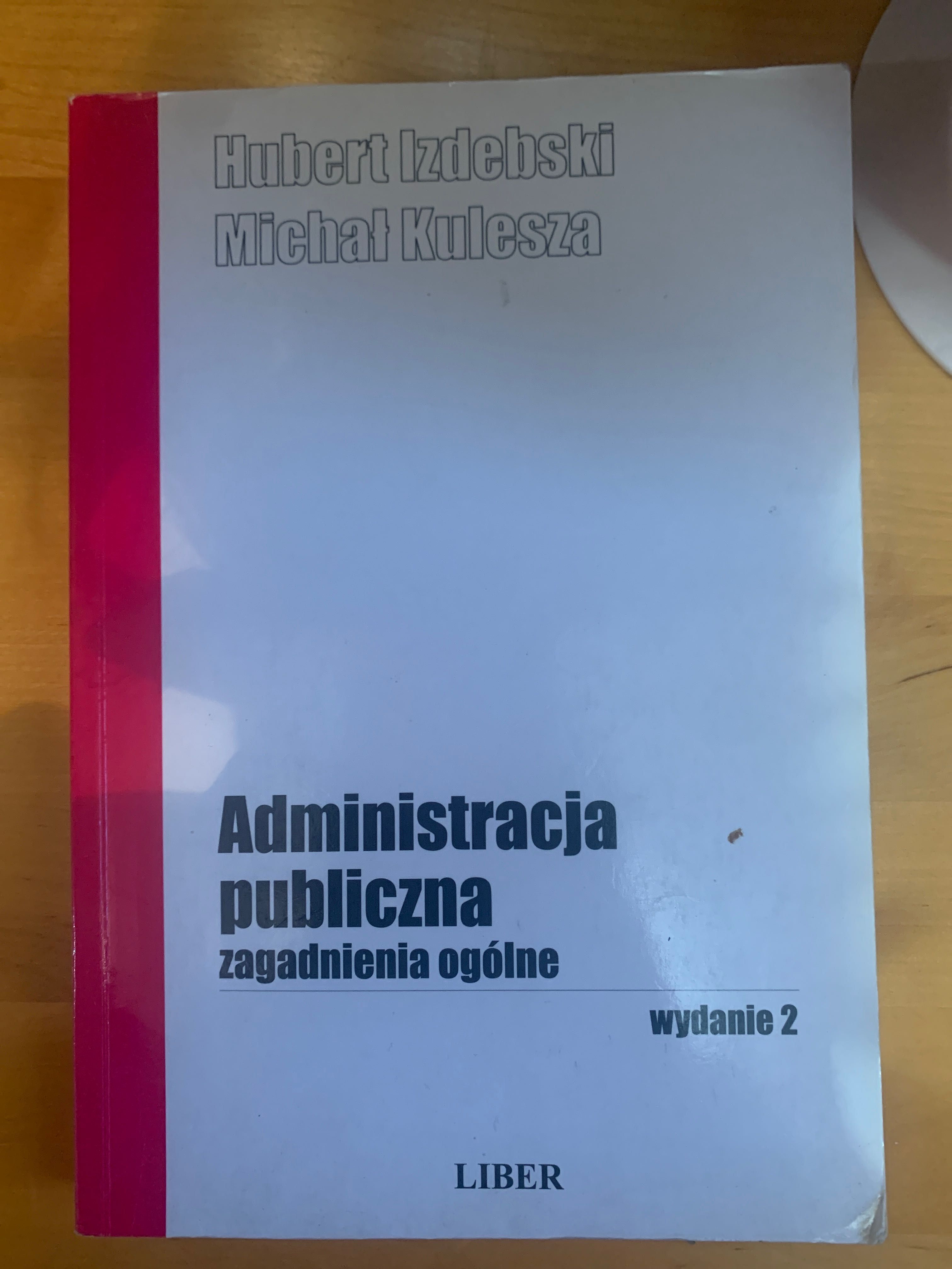 Sprzedam książkę Administracja publiczna