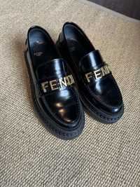 Skora naturalna buty Fendi 38