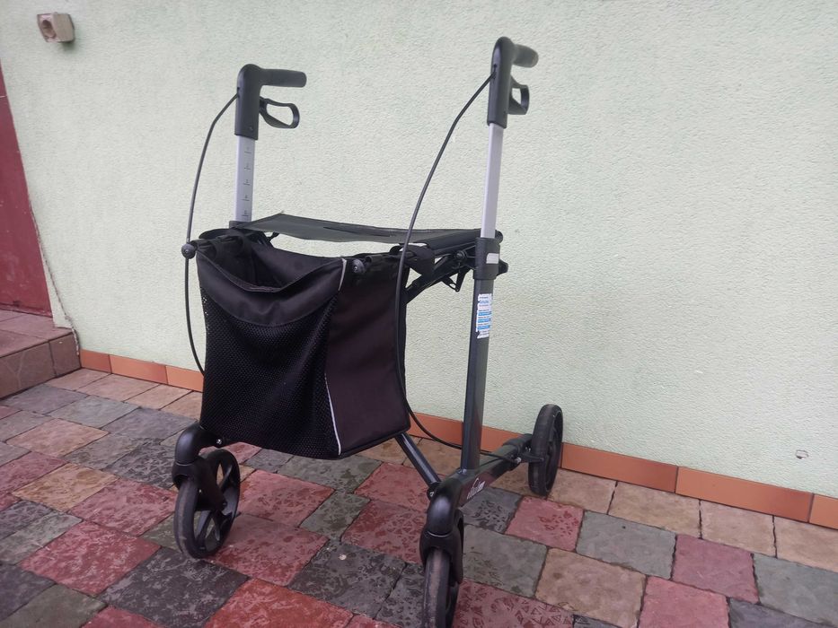 Роллатори, роллери,ходунки алюмінієві з Німеччини Vital