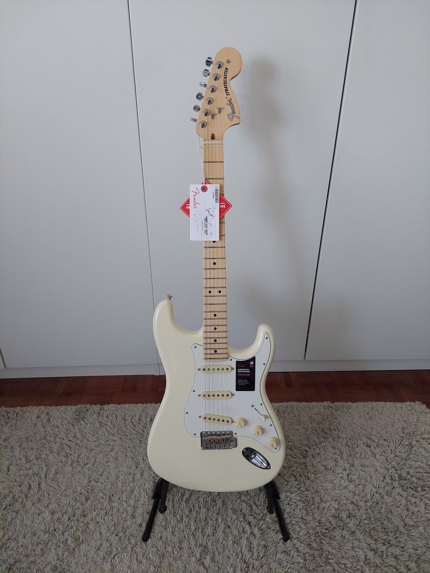 Fender Stratocaster Americana