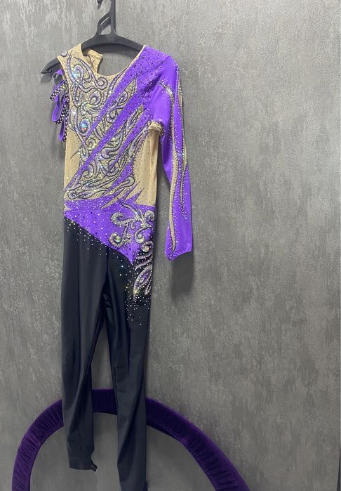 Купальник для художньої гімнастики