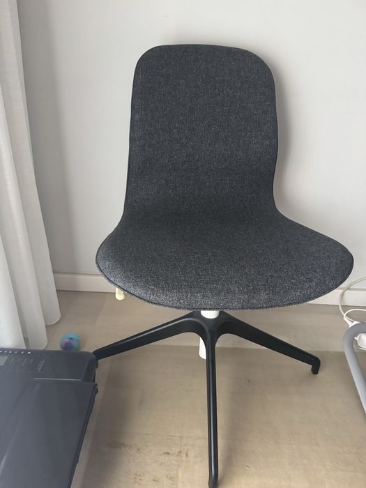 Cadeira de secretaria