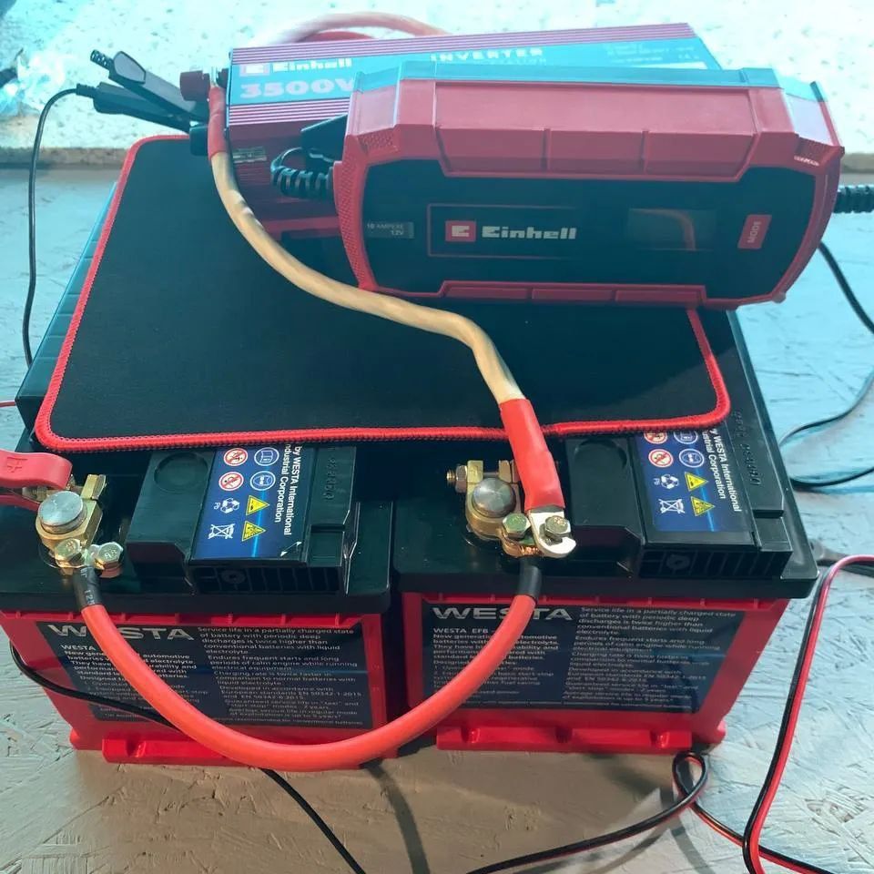 Зарядна станція 600-4500w 130 - 9600 вт/г

1. Батарея 110 Аг/1320 Вт/г