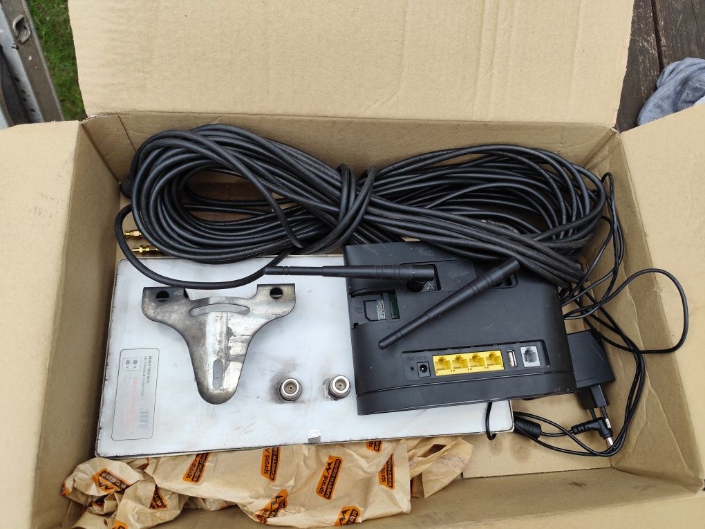 Router LTE plus antena zewnętrzna