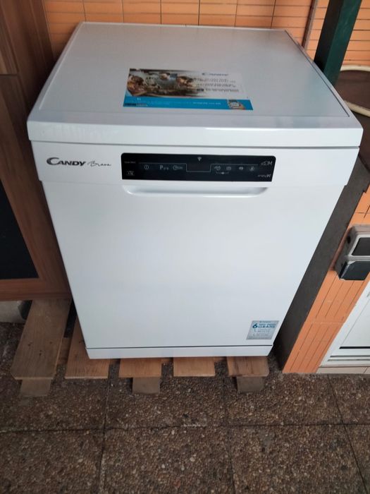 Máquina lavar loiça Candy