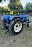 Trator Hinomoto E382
