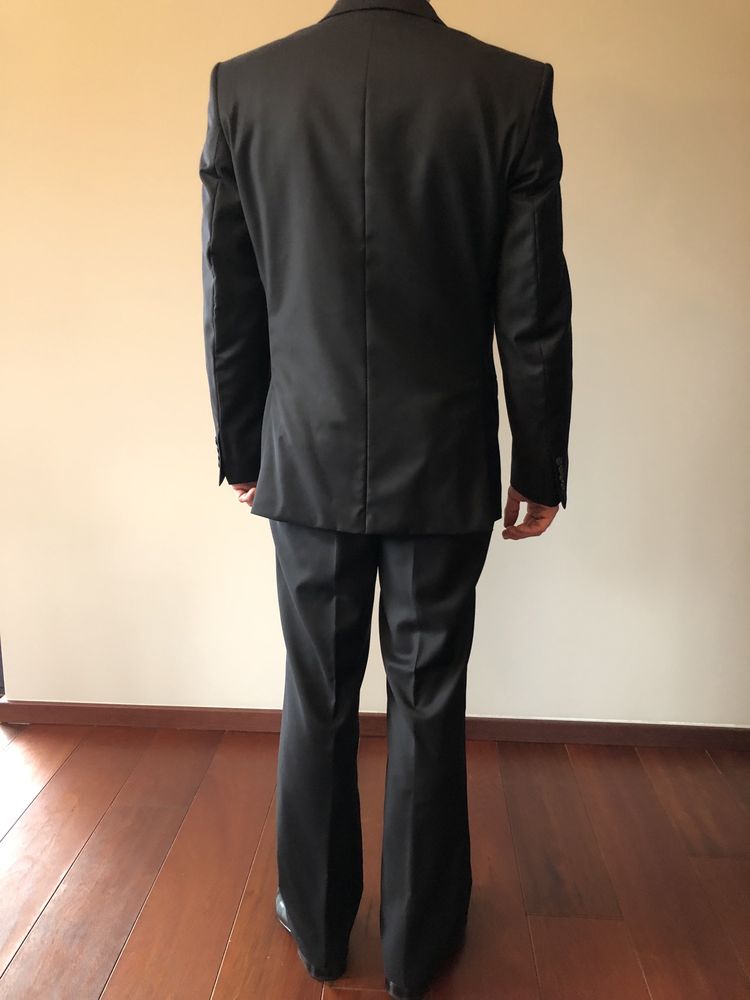 Czarny garnitur męski, 100% wełna