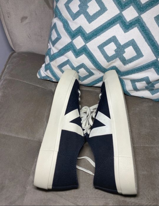 VEJA Wata II Pierre canvas sneakers