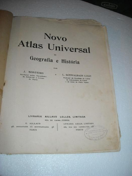 Novo Atlas Universal muito antigo