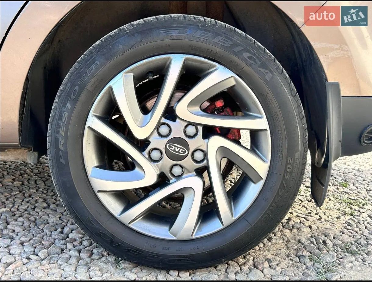 Кроссовер JAC S2 автомобиль 2017г. 1.5л мотор Mitsubishi Газ/Бензин