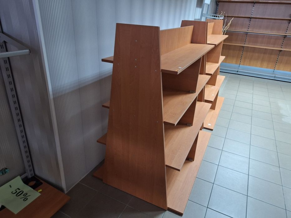 Regał regały półka wyposażenie sklepu