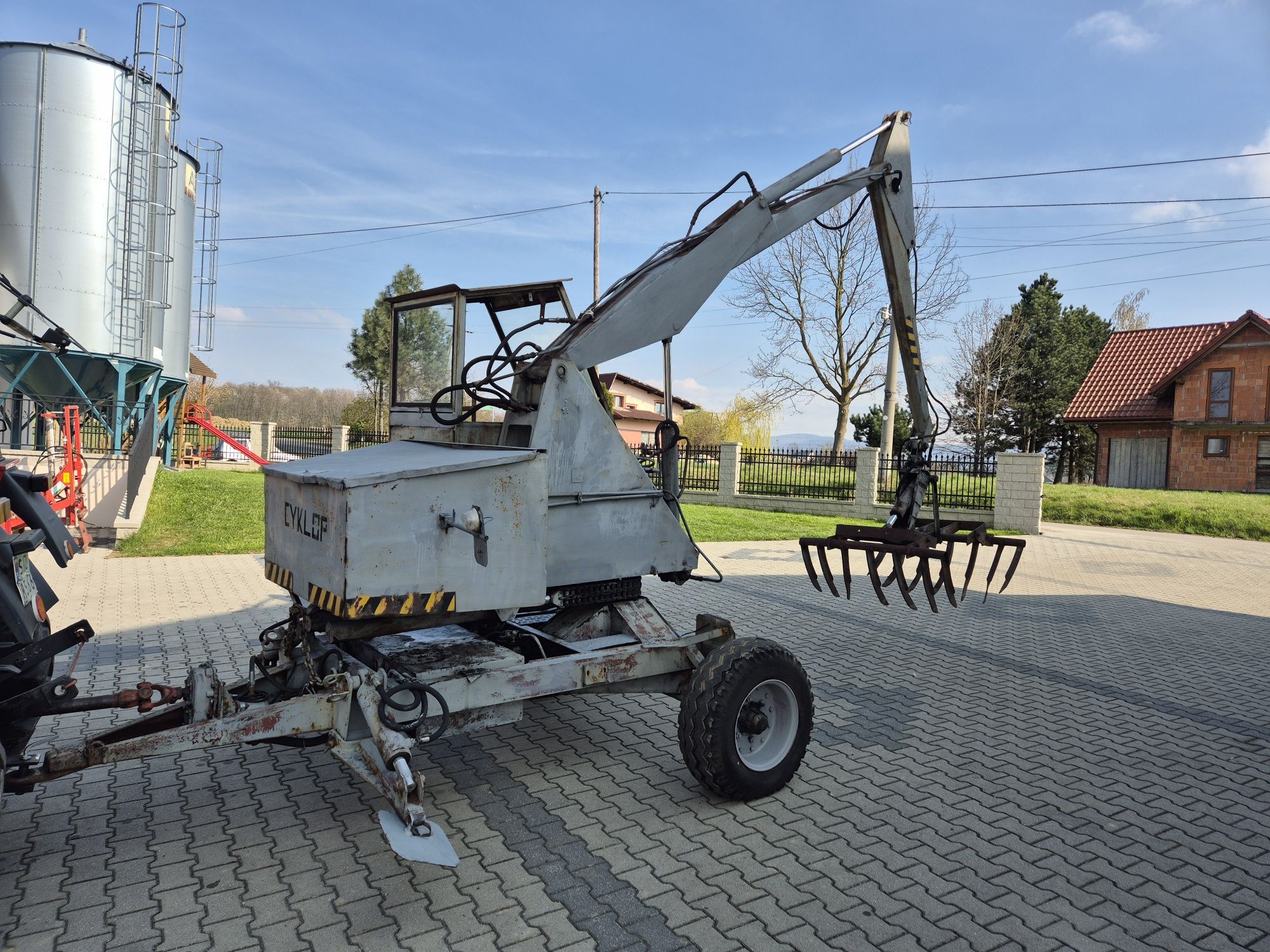 Ładowacz obornika Cyklop T-214