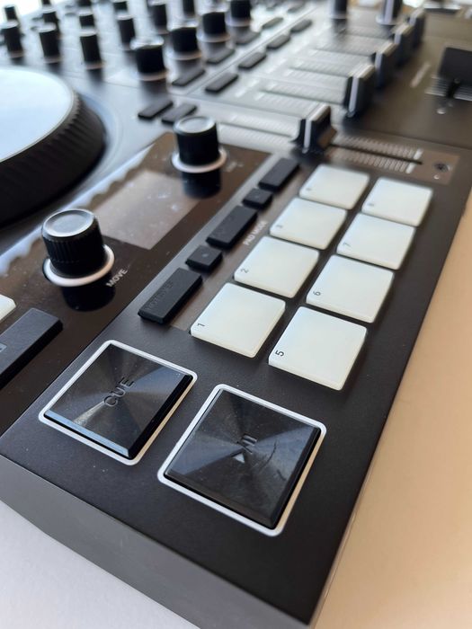 Traktor S4 MK3 + Mala Gator