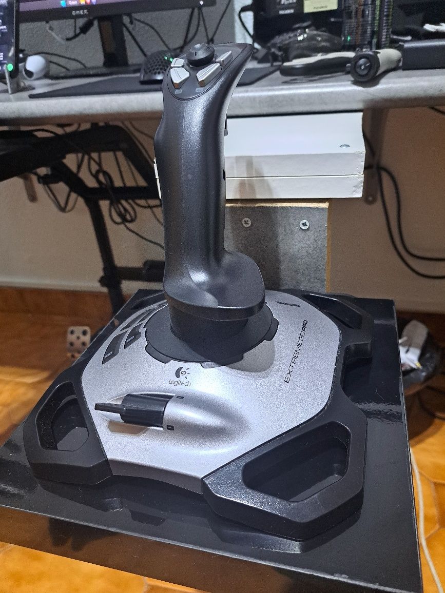 Joystick Logitech Extreme 3D Pro