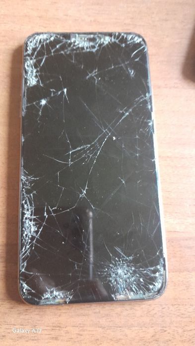 Продам IPhone 11pro