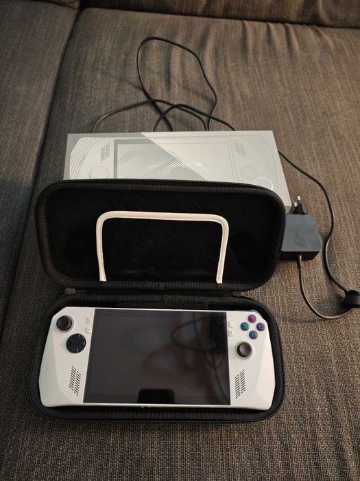 Consola Asus Rog Ally Z1 Extreme 1tb