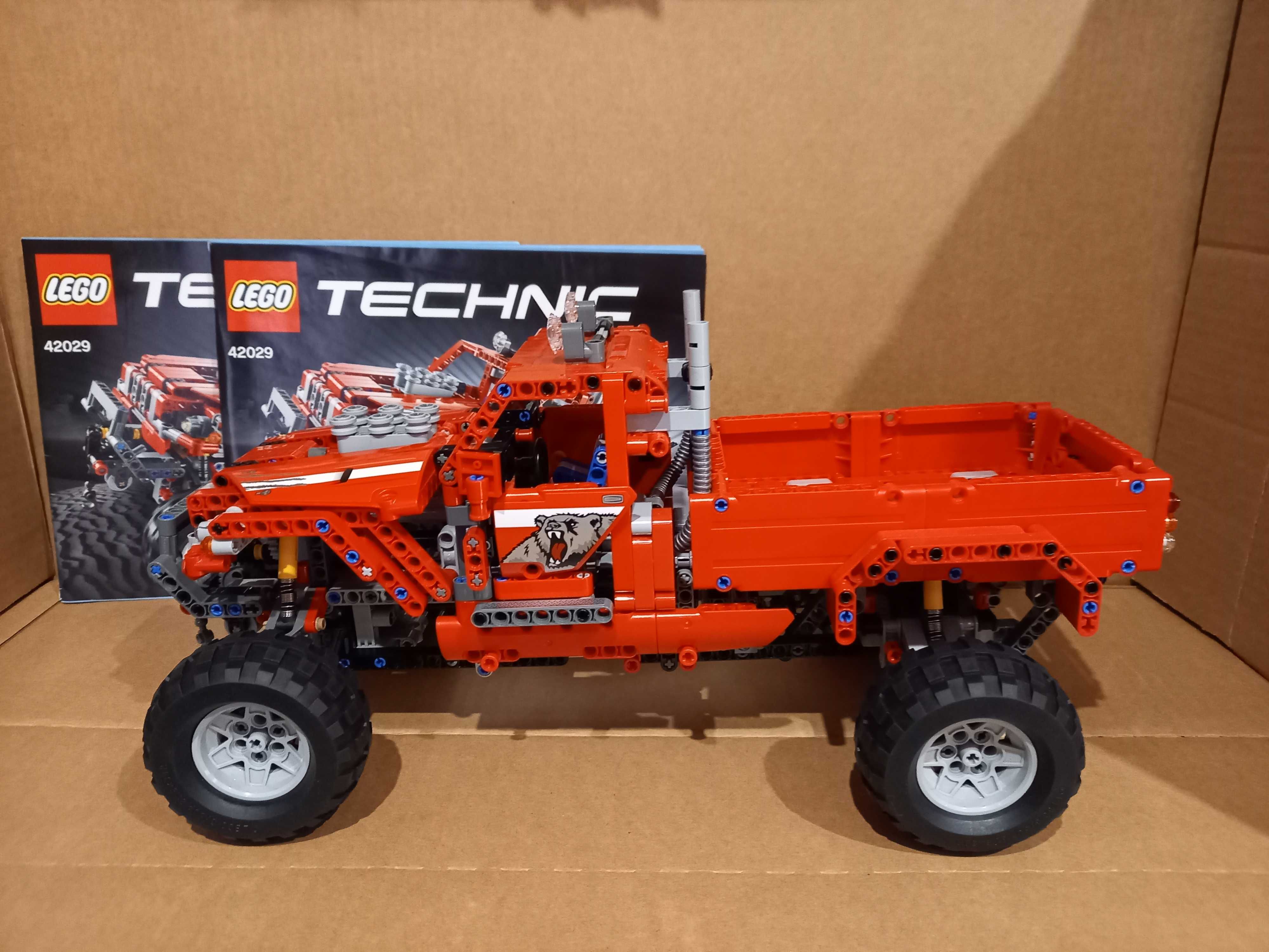 LEGO Technic 42029 - Customized Pick up Truck