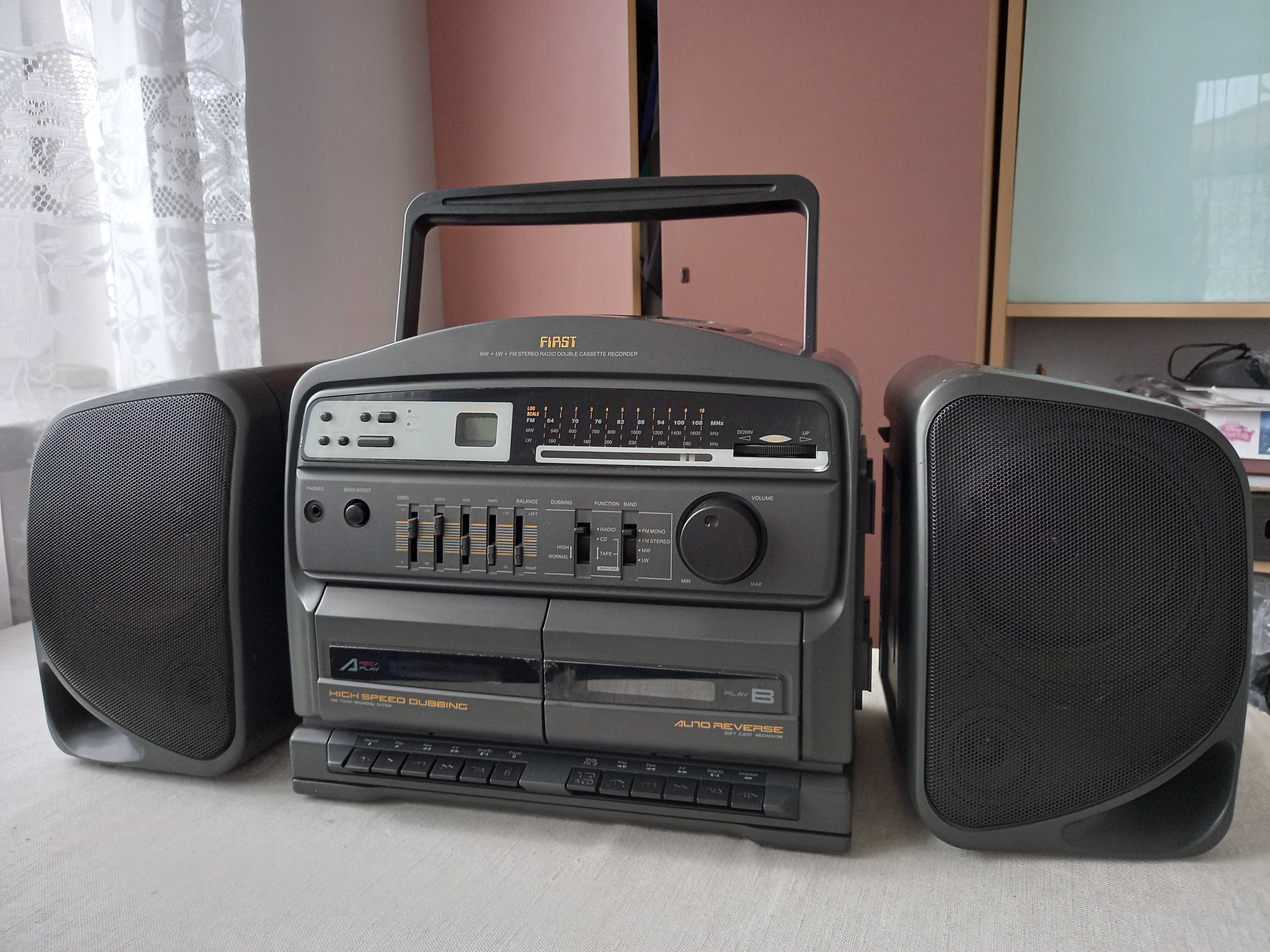 Wieża radio kaseciak CD wieża First model 8511