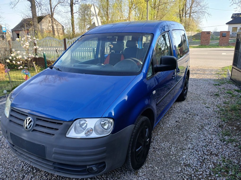 Witam mam do sprzedania volkswagen caddy