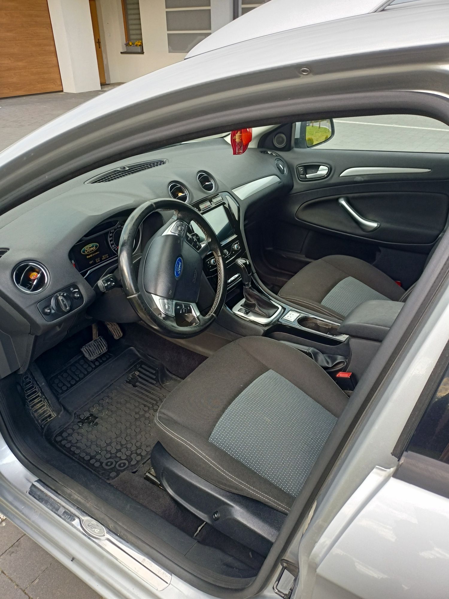 Ford Mondeo MK4 2.0 tdci Automat