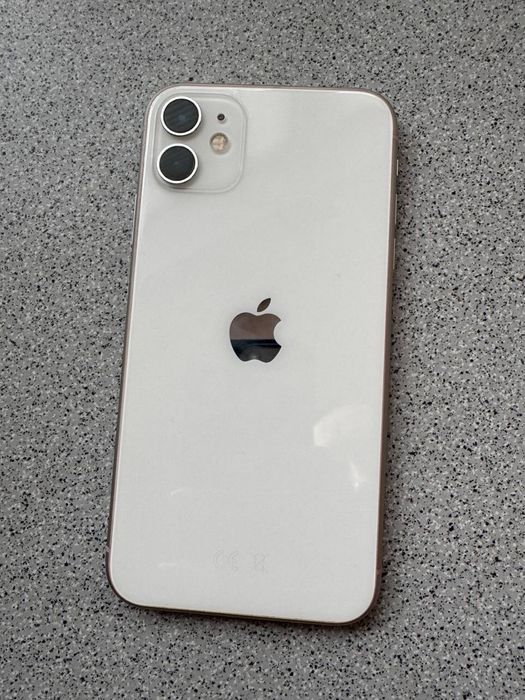 Продам Iphone 11